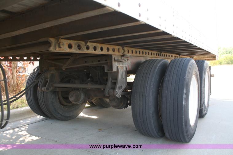 image for item A2294 1996 Strick 53' dry van trailer