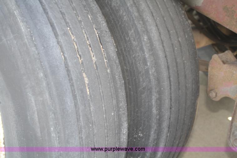 image for item A2294 1996 Strick 53' dry van trailer