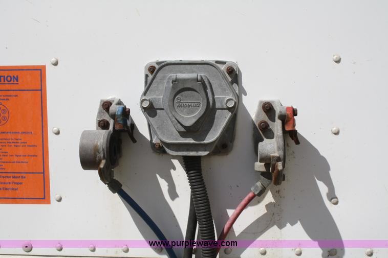 image for item A2296 1994 Great Dane 48' dry van trailer