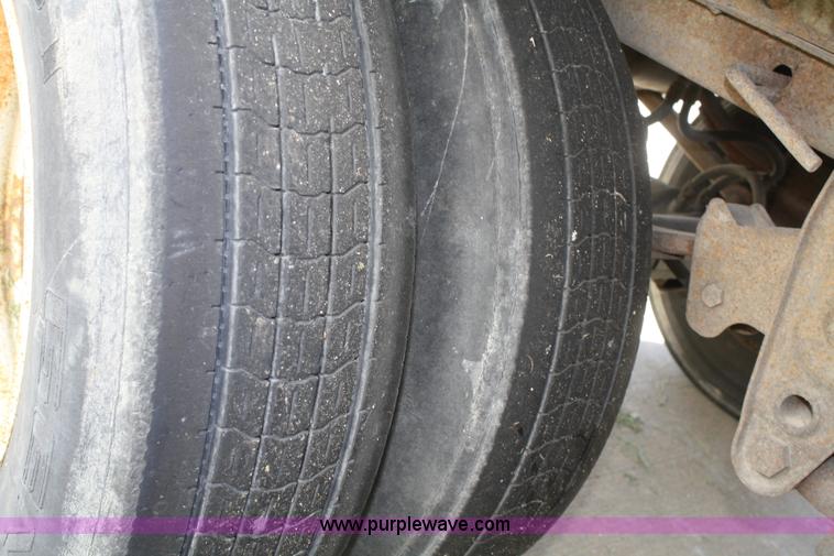 image for item A2296 1994 Great Dane 48' dry van trailer