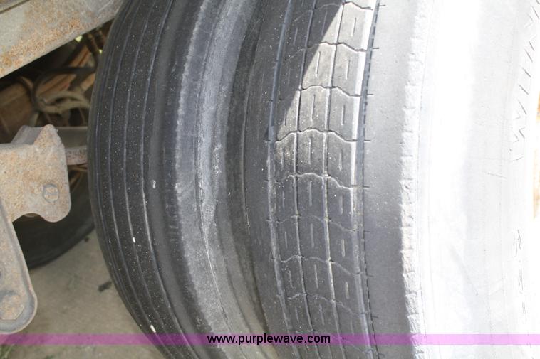 image for item A2296 1994 Great Dane 48' dry van trailer