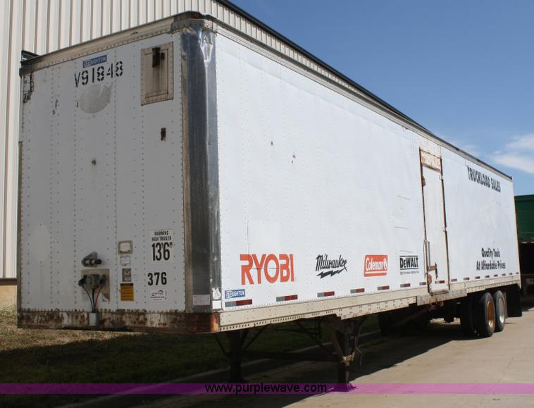 image for item A2297 1995 Stoughton 48' dry van trailer