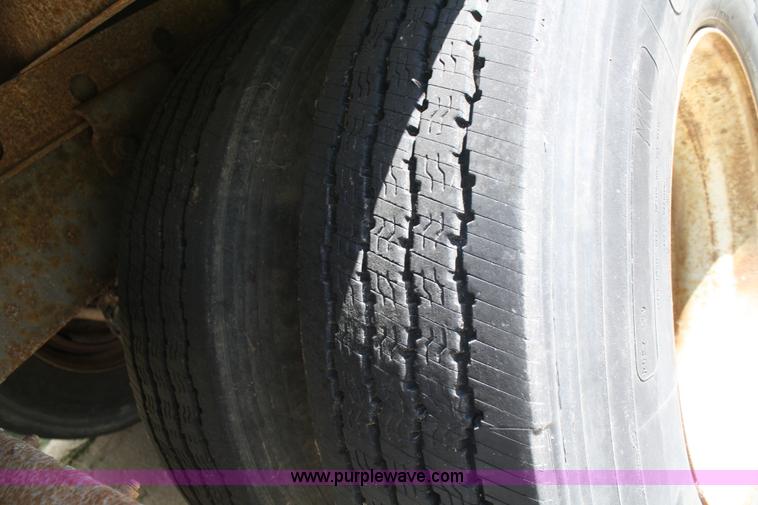 image for item A2298 1991 Trailmobile 50' dry van trailer