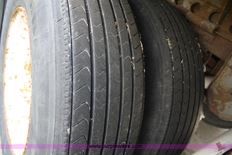 image for item A2299 1994 Great Dane 48' dry van trailer