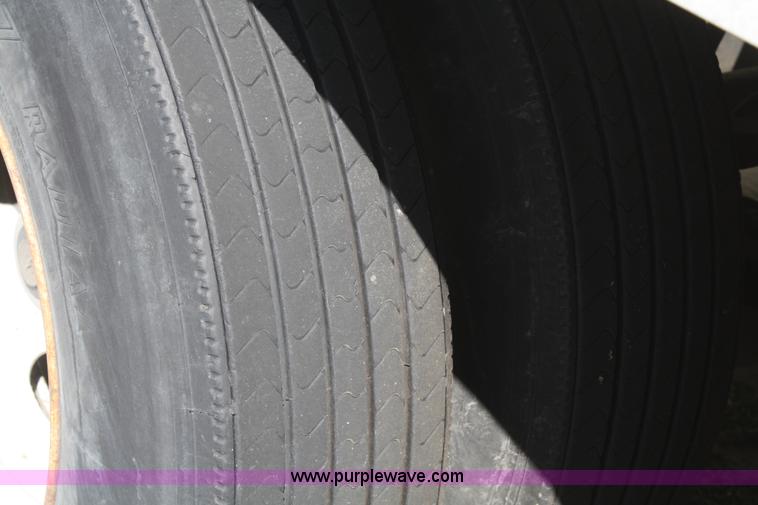 image for item A2299 1994 Great Dane 48' dry van trailer