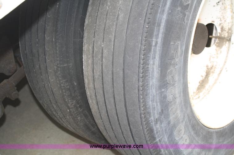 image for item A2300 1995 Stoughton 48' dry van trailer with interior shelving and lighting