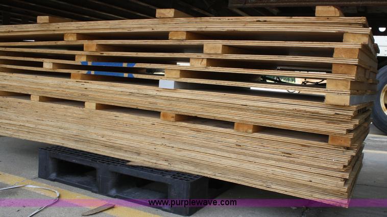 image for item A9030 Pallet racking