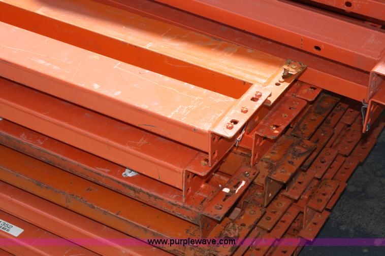 image for item A9035 Pallet racking