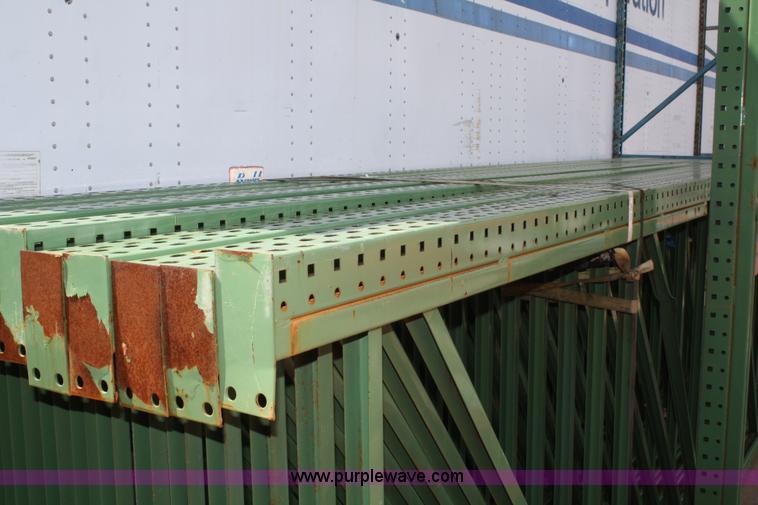 image for item A9035 Pallet racking