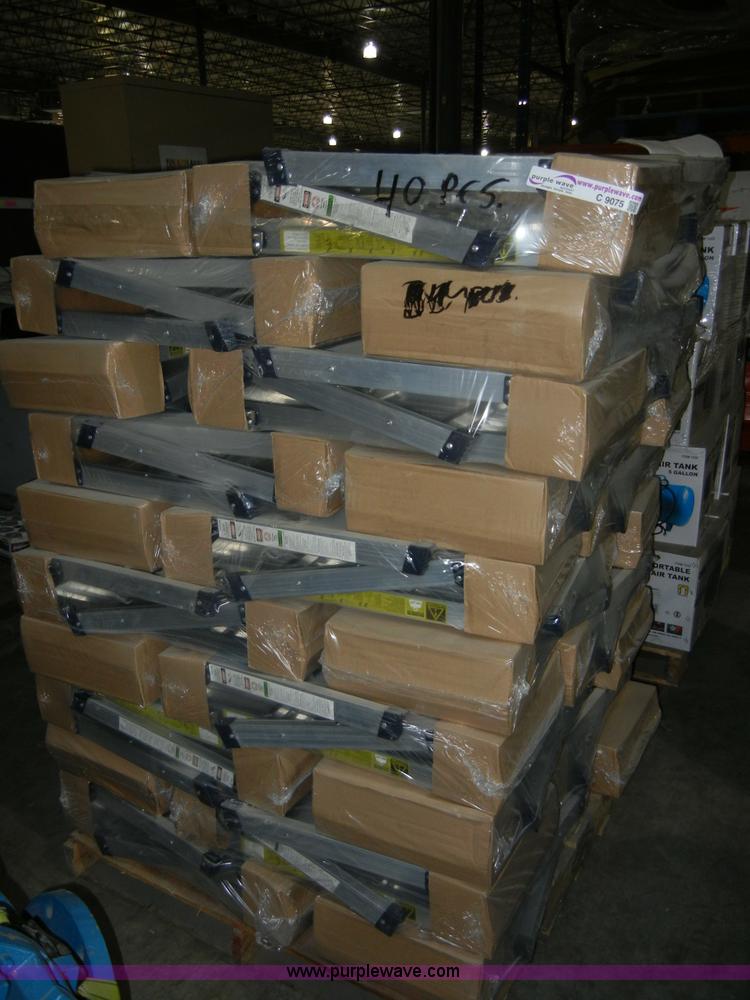 image for item C9075 Approx. 40 aluminum work platforms