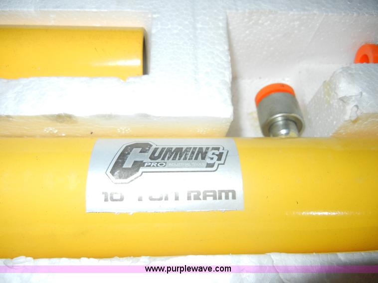 image for item C9109 Assorted shop tools