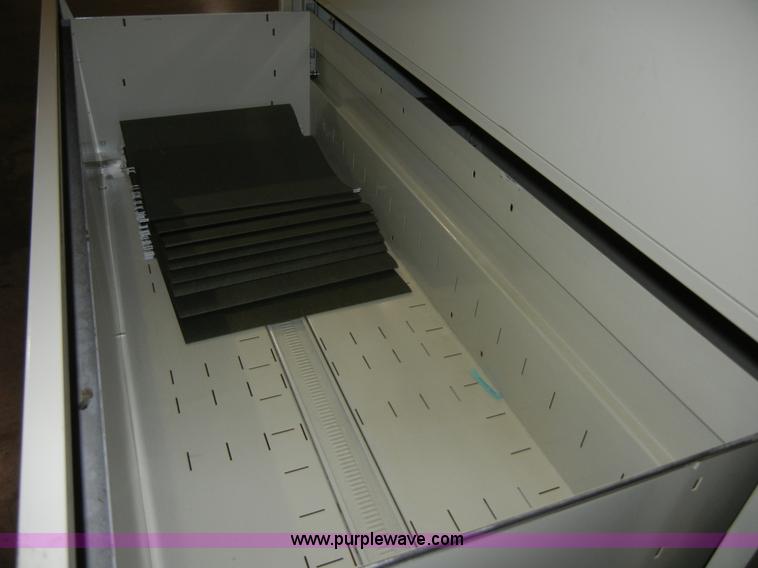 image for item C9197 (6) metal filing cabinets