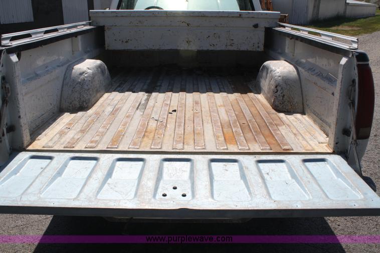 image for item A2335 1991 Chevrolet Cheyenne 1500 pickup truck