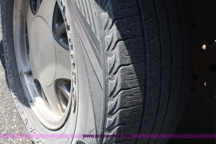 image for item A2335 1991 Chevrolet Cheyenne 1500 pickup truck