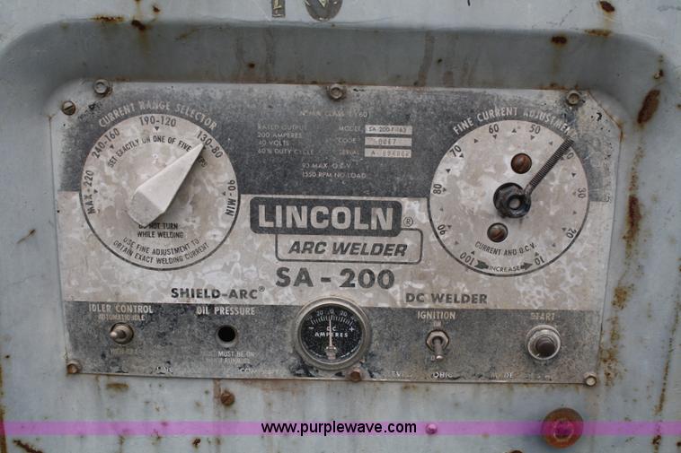 image for item A2338 Lincoln SA-200 arc welder