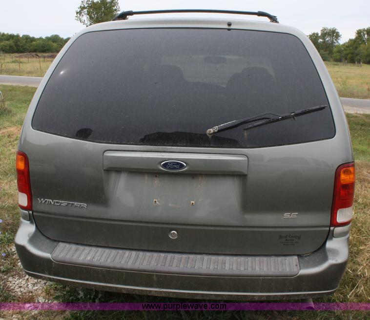 image for item A2350 1999 Ford Windstar SE mini van