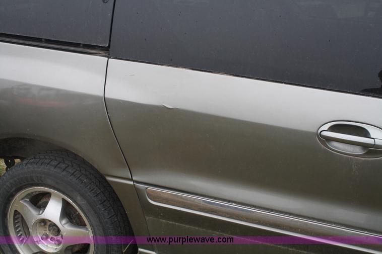 image for item A2350 1999 Ford Windstar SE mini van