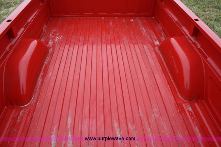 image for item A2353 1999 Chevrolet pickup bed