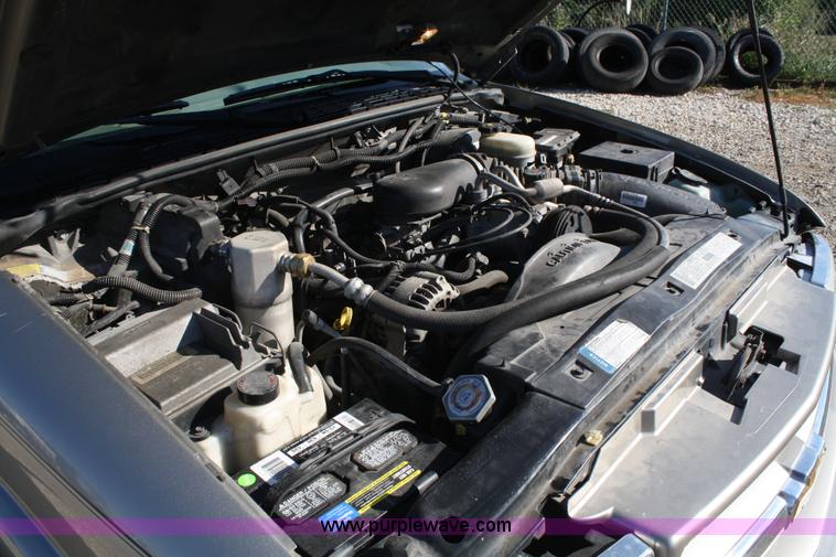 image for item A2358 2001 Chevrolet Blazer SUV