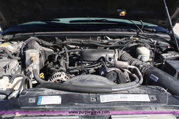 image for item A2358 2001 Chevrolet Blazer SUV