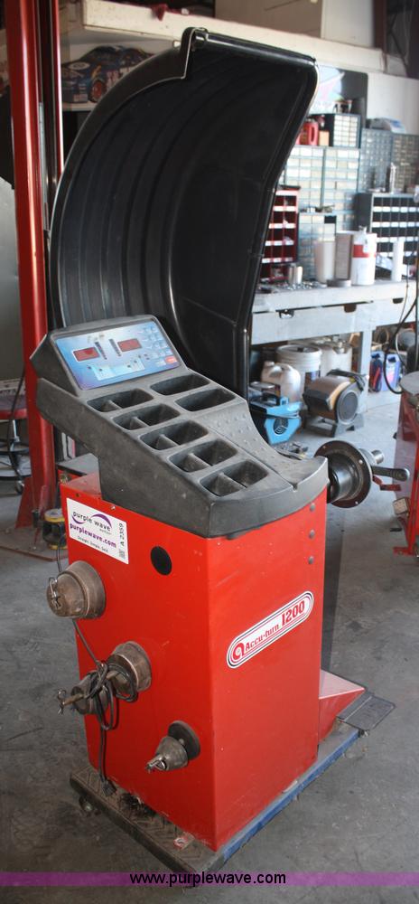 image for item A2359 Accuturn 1200 wheel balancer