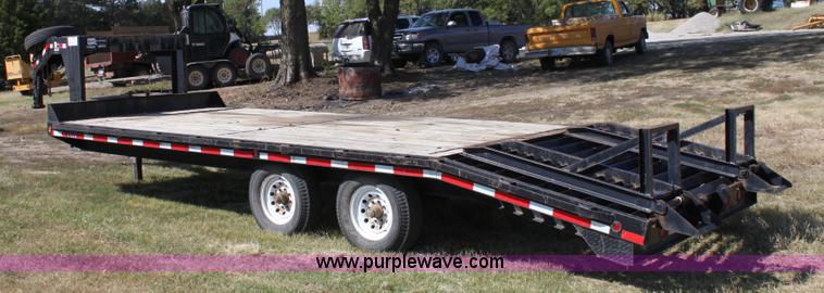 image for item A2816 2000 Rollins tandem axle goose neck trailer