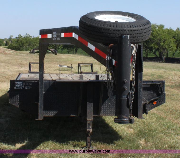 image for item A2816 2000 Rollins tandem axle goose neck trailer