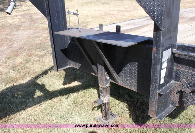 image for item A2816 2000 Rollins tandem axle goose neck trailer