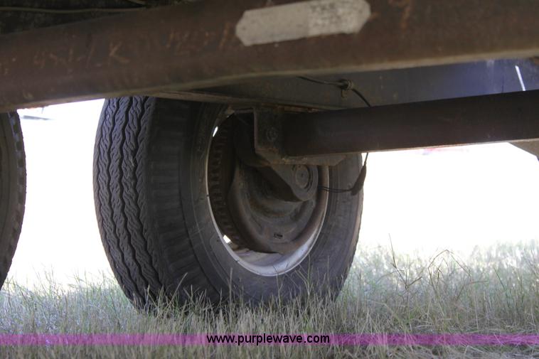 image for item A2816 2000 Rollins tandem axle goose neck trailer