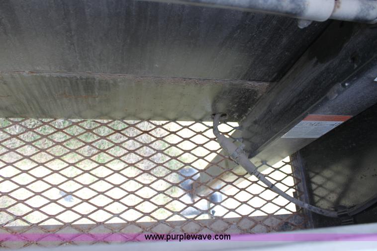 image for item A2825 2007 Load Max tandem axle goose neck trailer