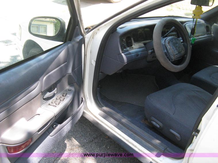 image for item A4291 1998 Ford Crown Victoria Police Interceptor