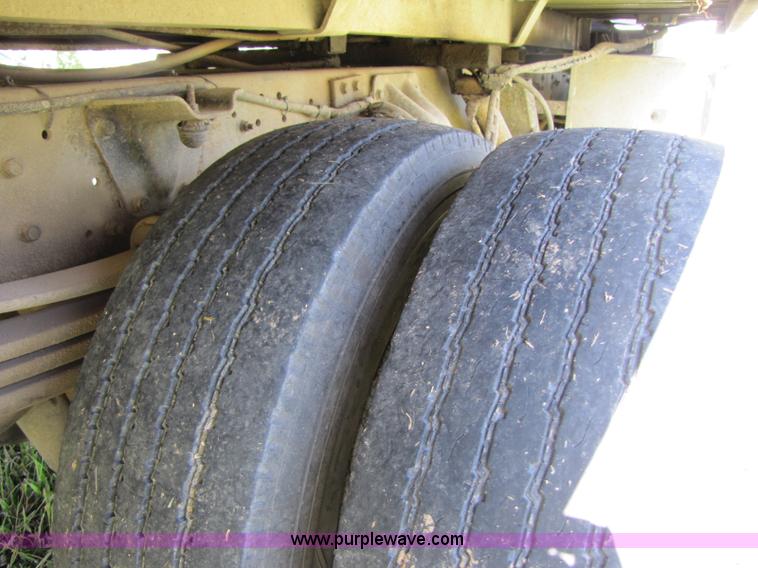 image for item A5029 1994 Chevrolet Kodiak rollback truck