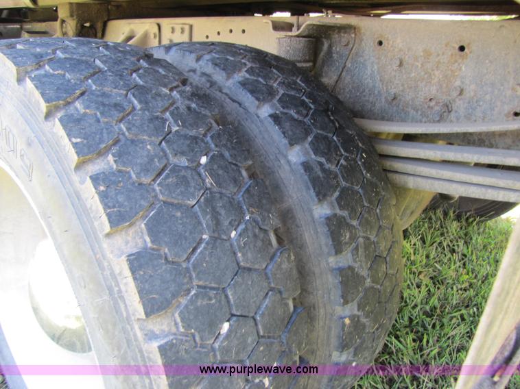 image for item A5029 1994 Chevrolet Kodiak rollback truck