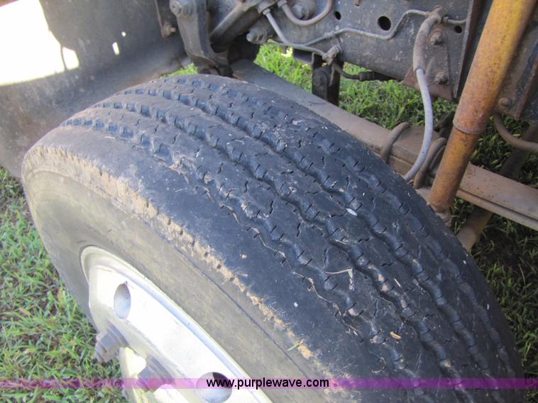 image for item A5029 1994 Chevrolet Kodiak rollback truck