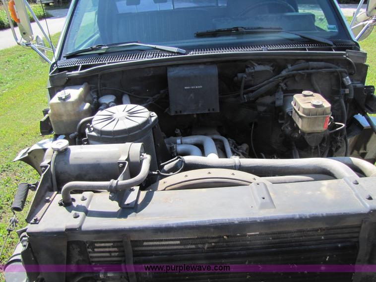 image for item A5029 1994 Chevrolet Kodiak rollback truck