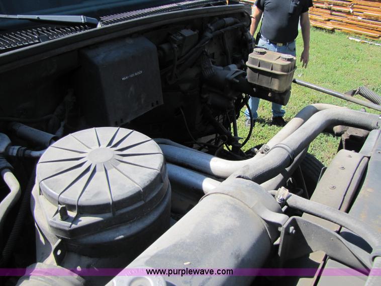 image for item A5029 1994 Chevrolet Kodiak rollback truck