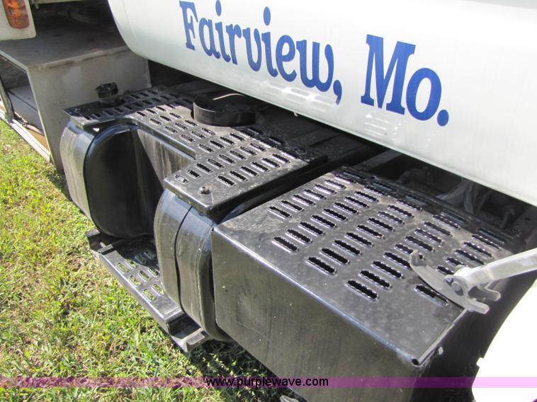 image for item A5029 1994 Chevrolet Kodiak rollback truck