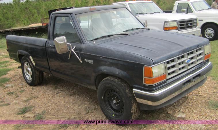 image for item C5008 1991 Ford Ranger XLT pickup truck