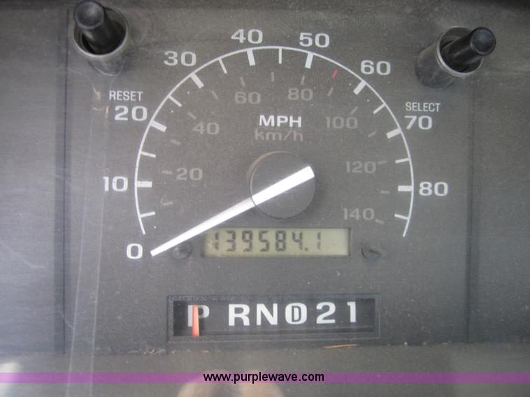 image for item C5009 1995 Ford F350 XL pickup truck