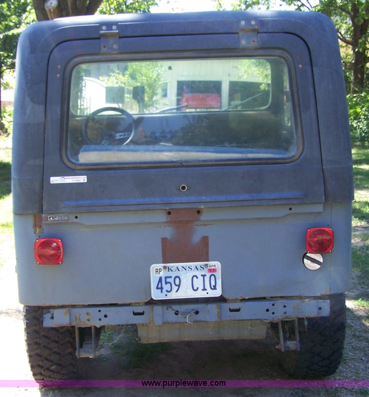 image for item C9391 1976 Jeep CJ17