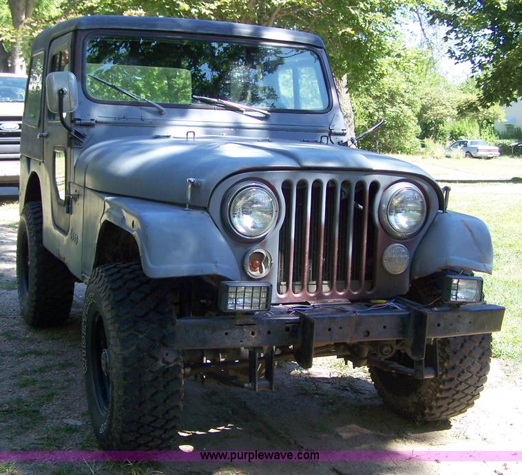 image for item C9391 1976 Jeep CJ17