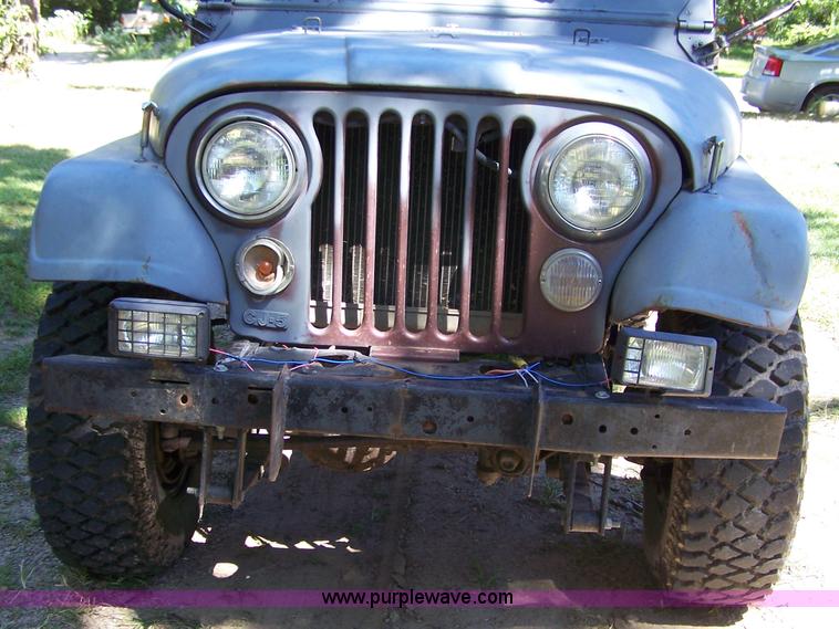 image for item C9391 1976 Jeep CJ17