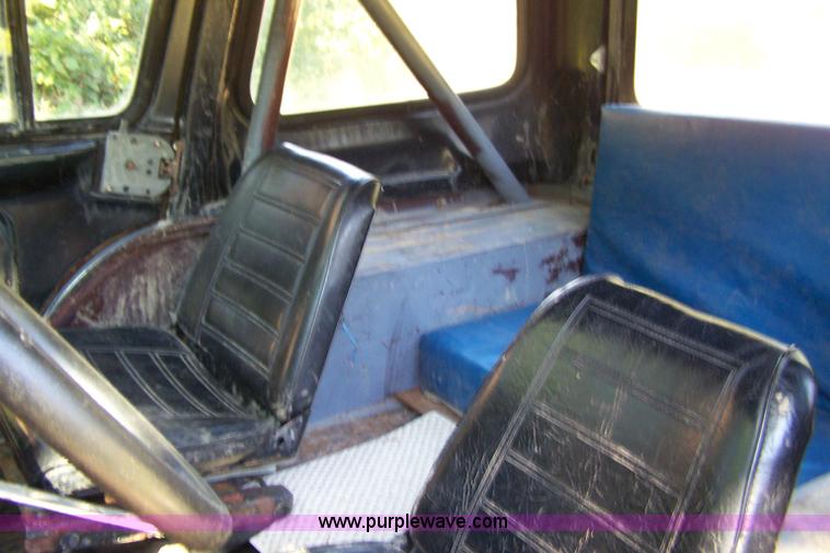 image for item C9391 1976 Jeep CJ17