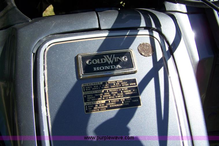 image for item C9392 1984 Honda Goldwing GL 1200 motorcycle
