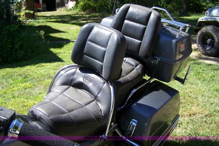 image for item C9392 1984 Honda Goldwing GL 1200 motorcycle