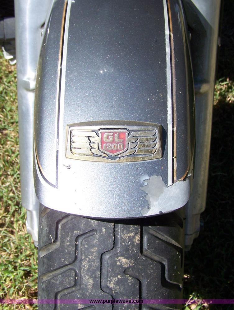 image for item C9392 1984 Honda Goldwing GL 1200 motorcycle