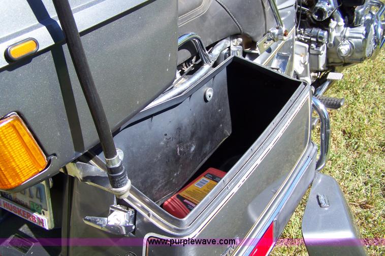 image for item C9392 1984 Honda Goldwing GL 1200 motorcycle