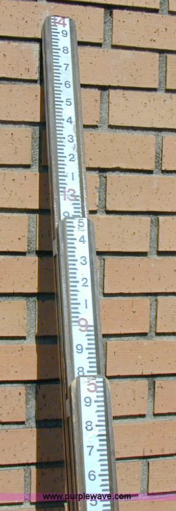 image for item A1277 14' level rod