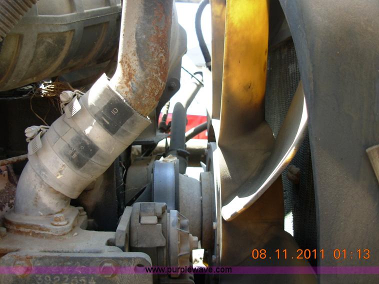 image for item A1300 1994 Ford F800 truck cab and chassis