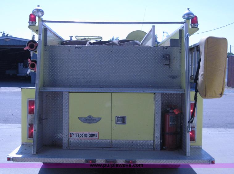 image for item A1328 1980 Ford F700 firetruck